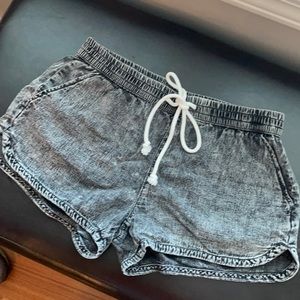 Grayish black shorts